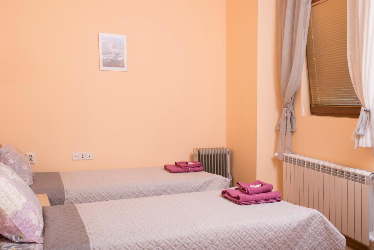 The Sunny Guest House Of Veliko Tarnovo-Amazing View, Top Location Eksteriør billede