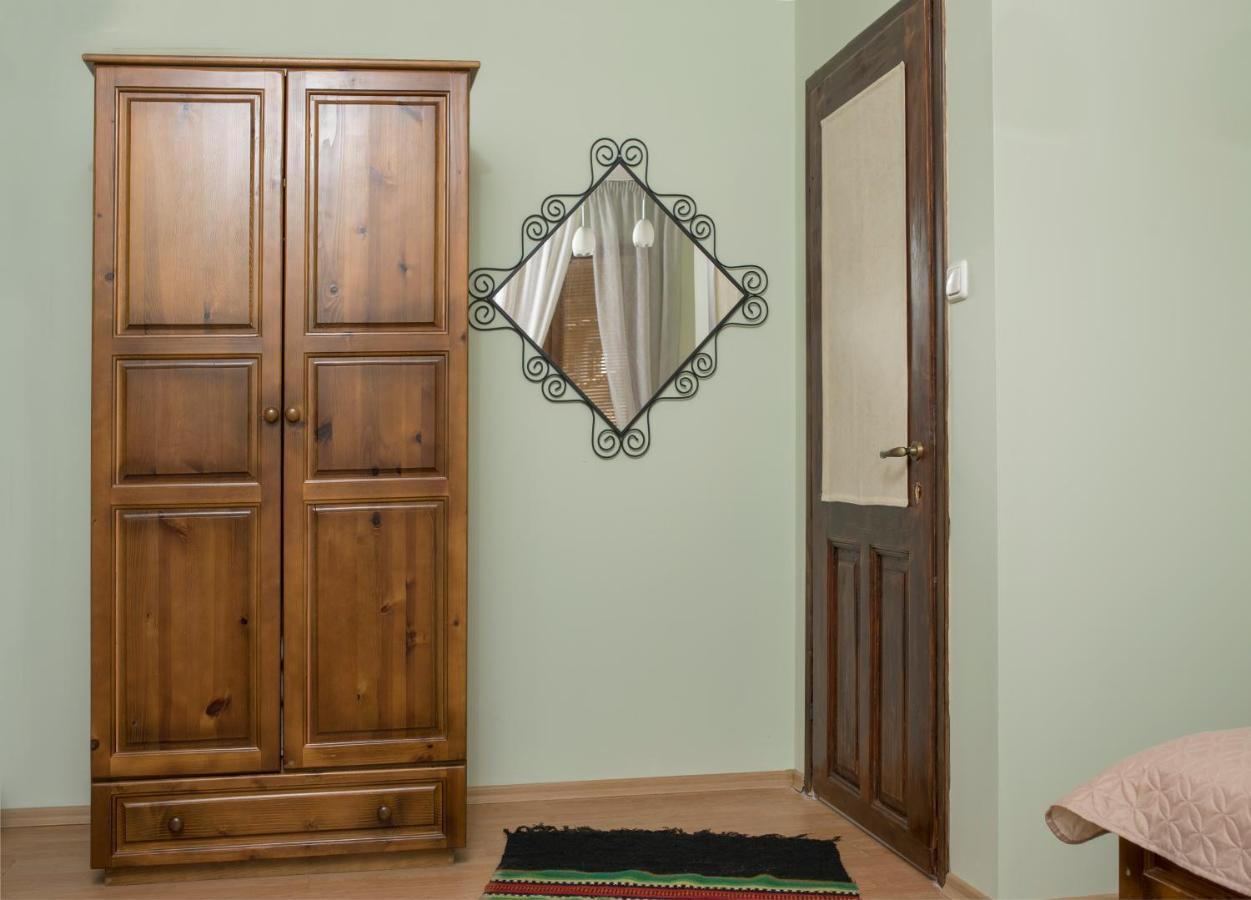 The Sunny Guest House Of Veliko Tarnovo-Amazing View, Top Location Eksteriør billede