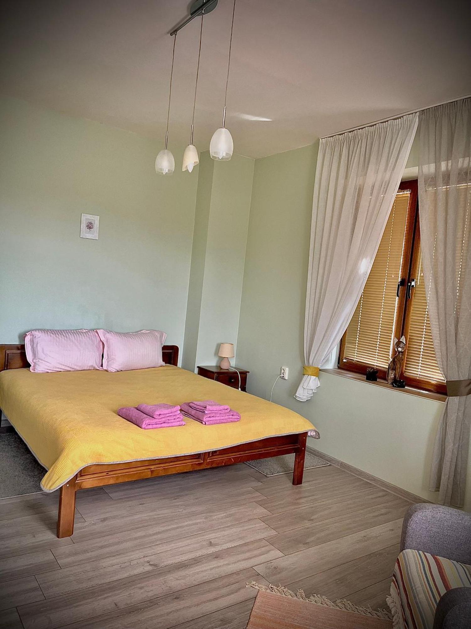 The Sunny Guest House Of Veliko Tarnovo-Amazing View, Top Location Eksteriør billede